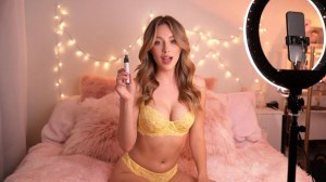 Είμαι κατάλληλος για το OnlyFans; Μια ειλικρινής αξιολόγηση και τι χρειάζεσαι πραγματικά